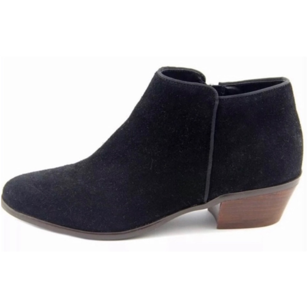 CROWN VINTAGE • Black Suede Leather Tabitha Heeled Ankle Booties, 5.5 - Picture 4 of 16
